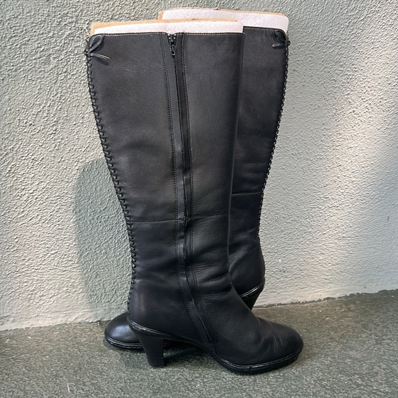 Sofft Knee High Black Heeled Boots Classic Leather Goth Comfort Sz 7.5 - Picture 5 of 11